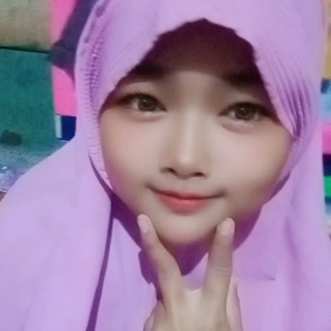 Yully 