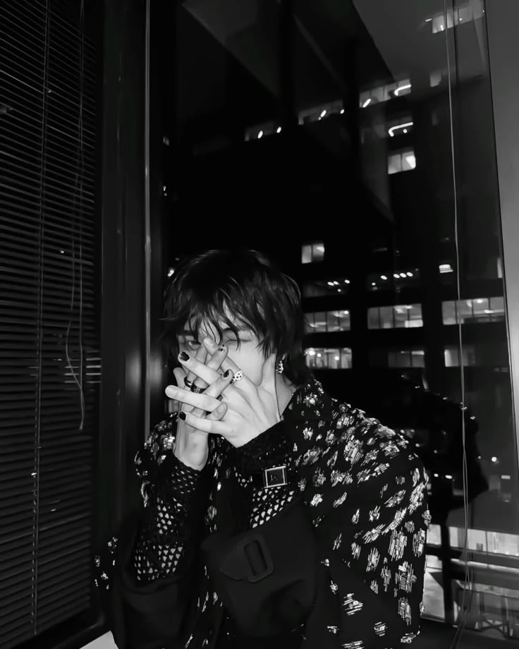Hwang Hyunjin. thumbnail