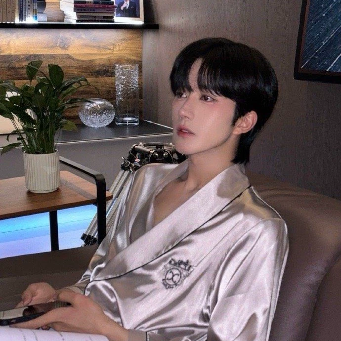⠀⠀ꩁιlo⠀⠀𔗌⠀⠀⠀⠀⠀⠀⠀⠀⠀ za͡c͟h⠀⠀𓍼ྀི