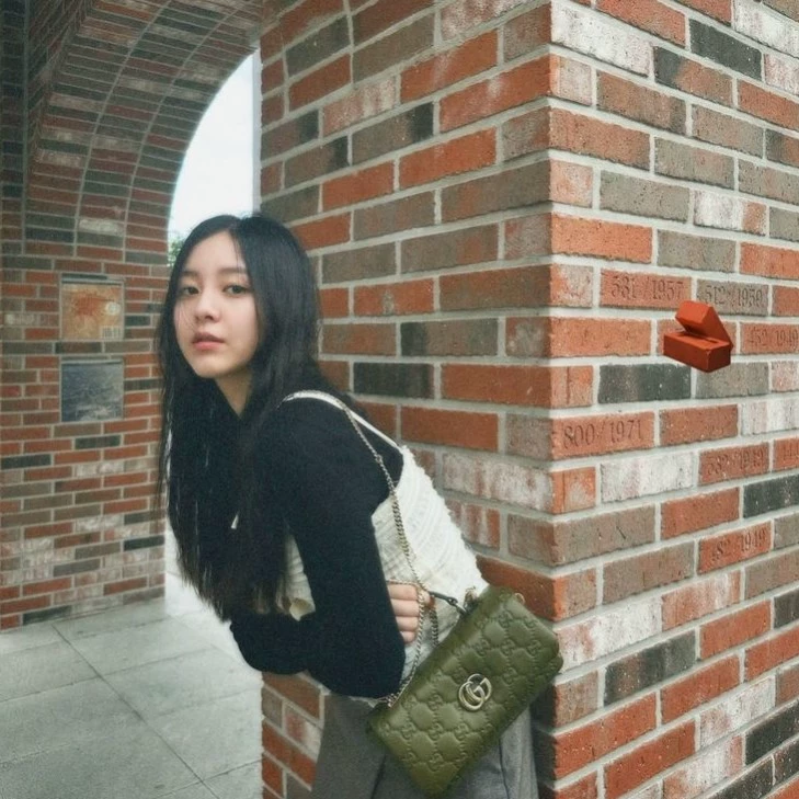 Chloe