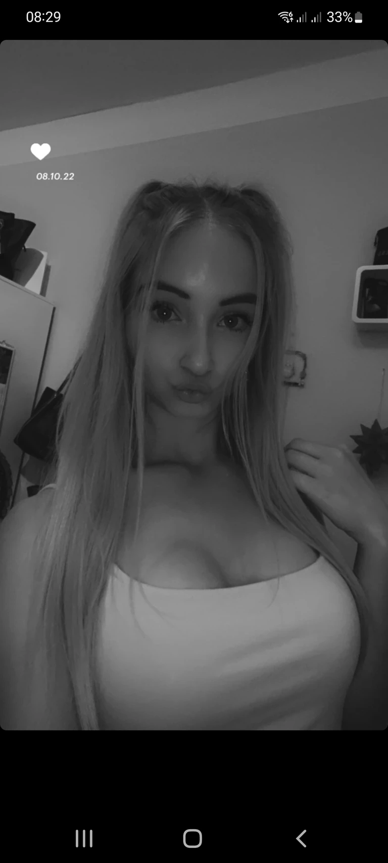 Nicki thumbnail