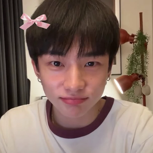 Jujugaby_hyunjin