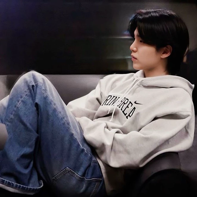 Min Yunie 