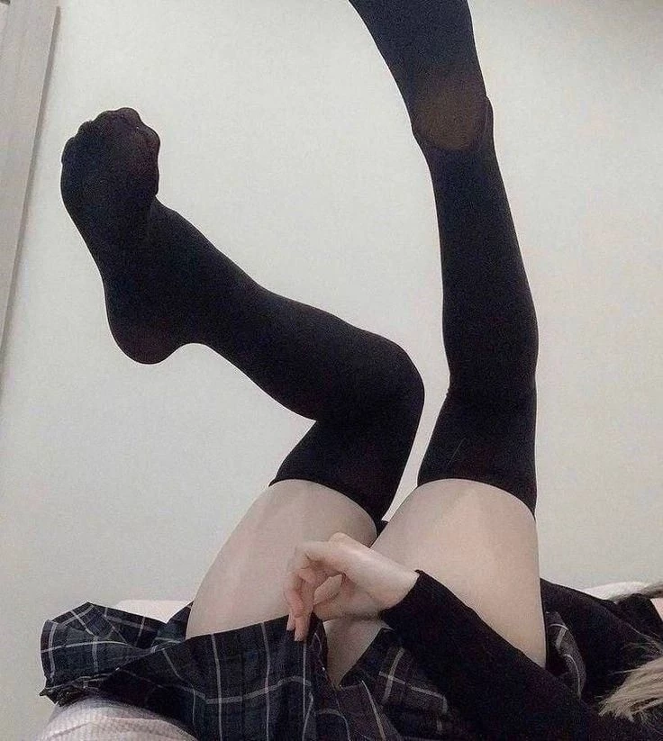Her thumbnail