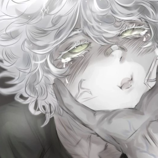 ✞︎  T⃠S⃠U⃠