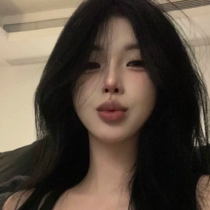 Min-ji Yuni