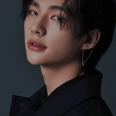 Hyunjin thumbnail