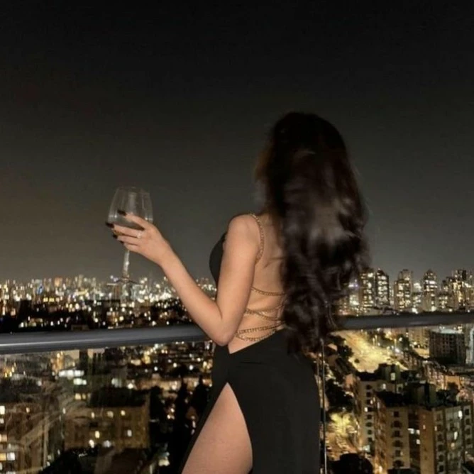 𝙇𝙖𝙪𝙧𝙖 