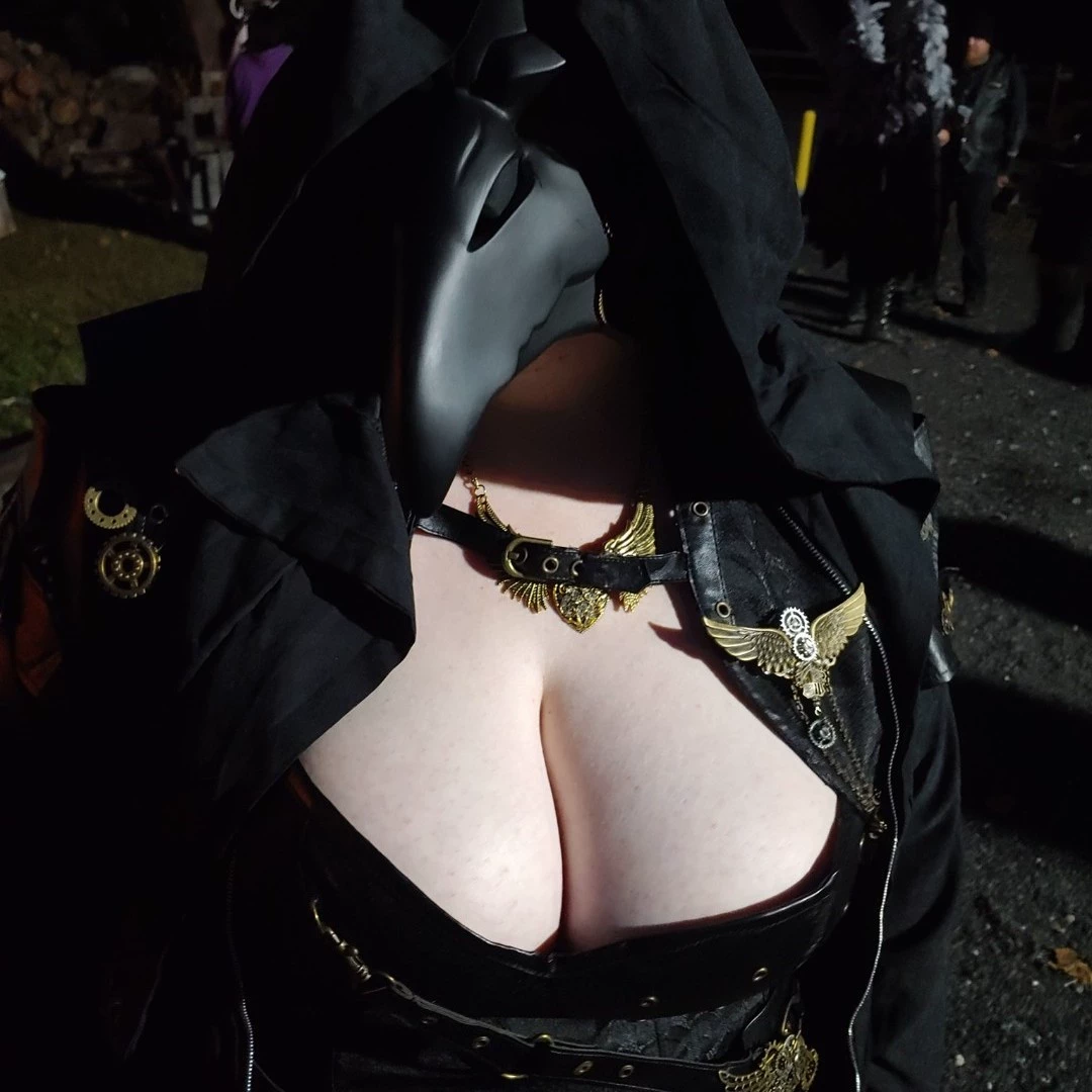 Lady Raven Blackheart