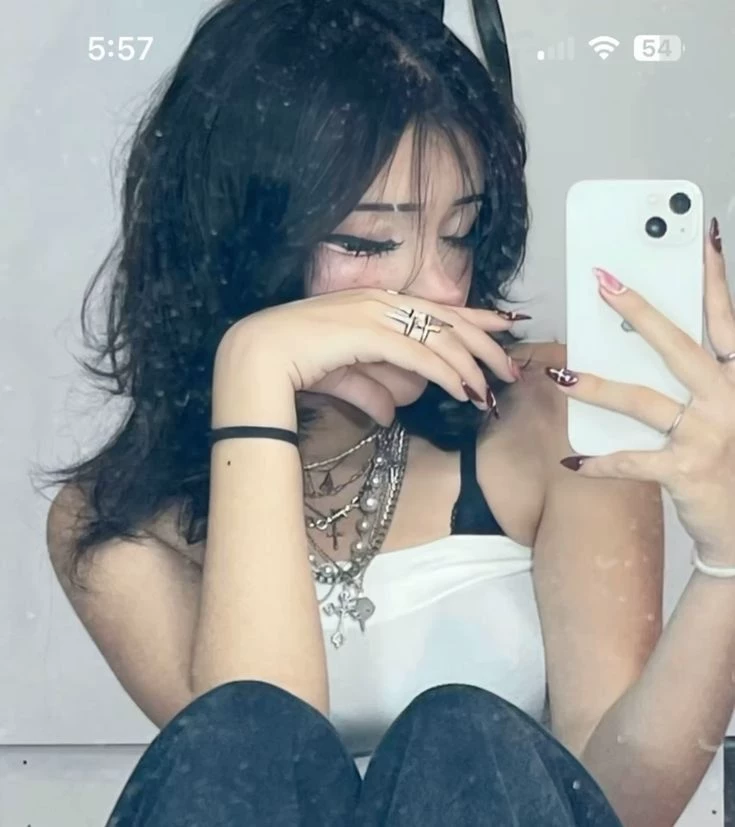 Kayla - spoiled girl thumbnail