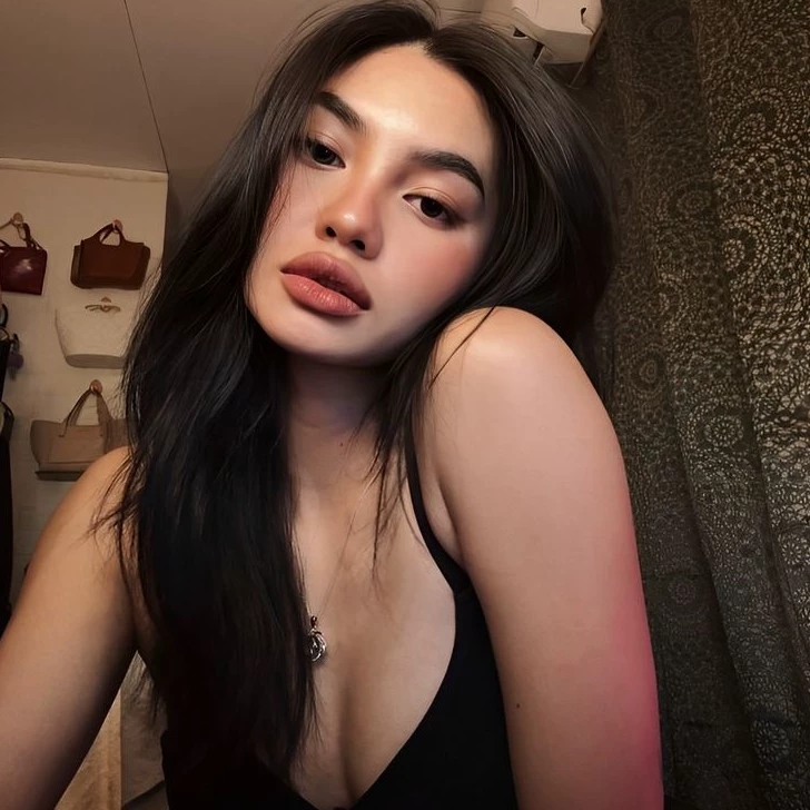 Fifteen, Voilet 
