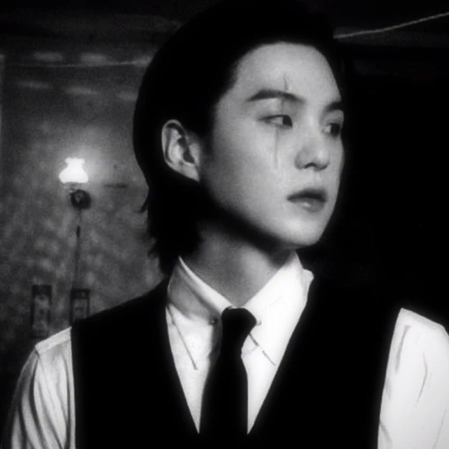 ╋━꒰🍷— 𝐄𝒛𝒆𝒍