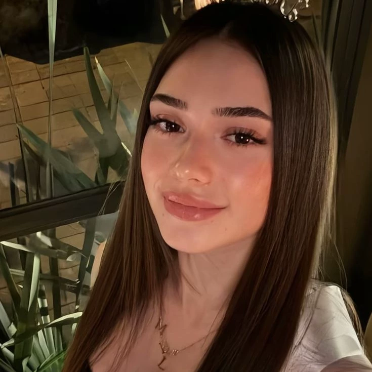Arinaaa 