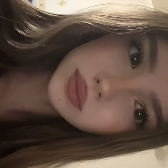 Bella 