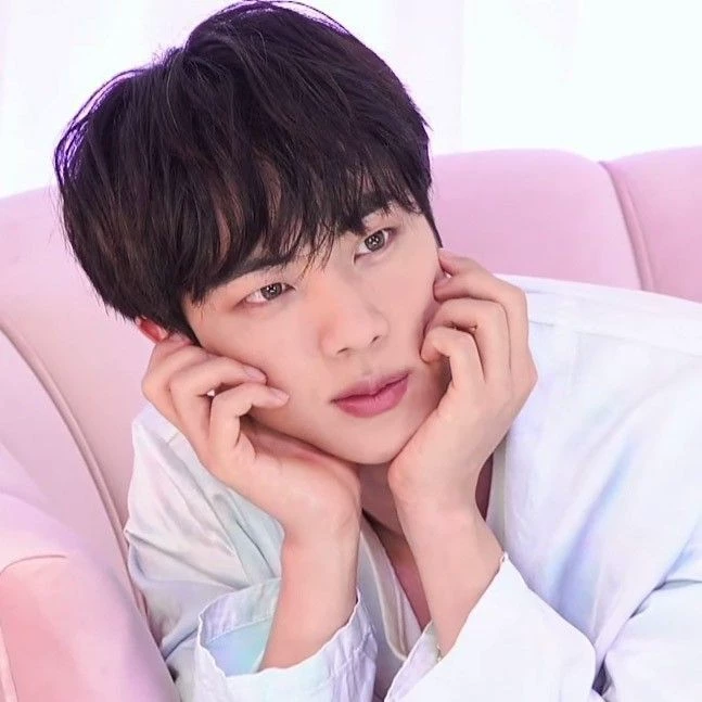 ♱ㅤ.­­ㅤ.ㅤ.