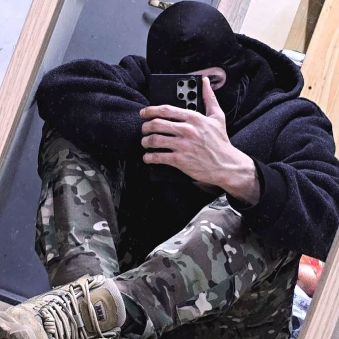Lukas Volkov 