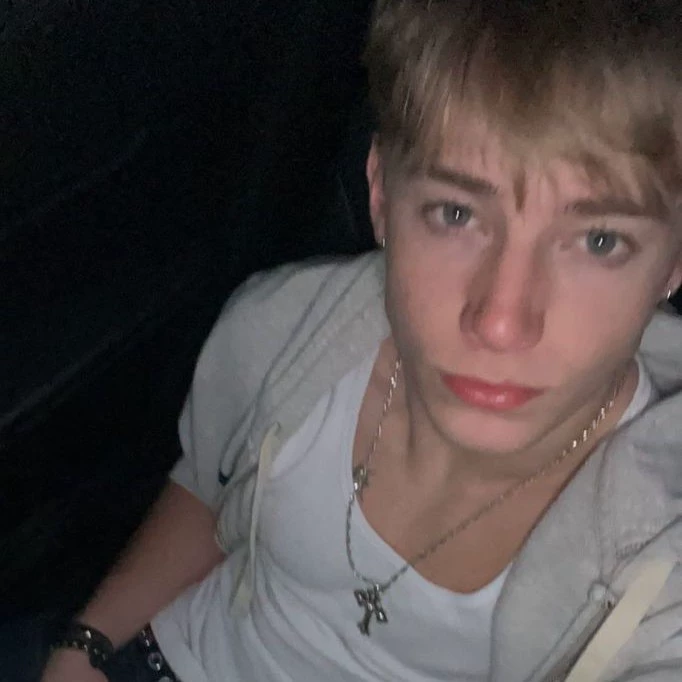 Aaronn