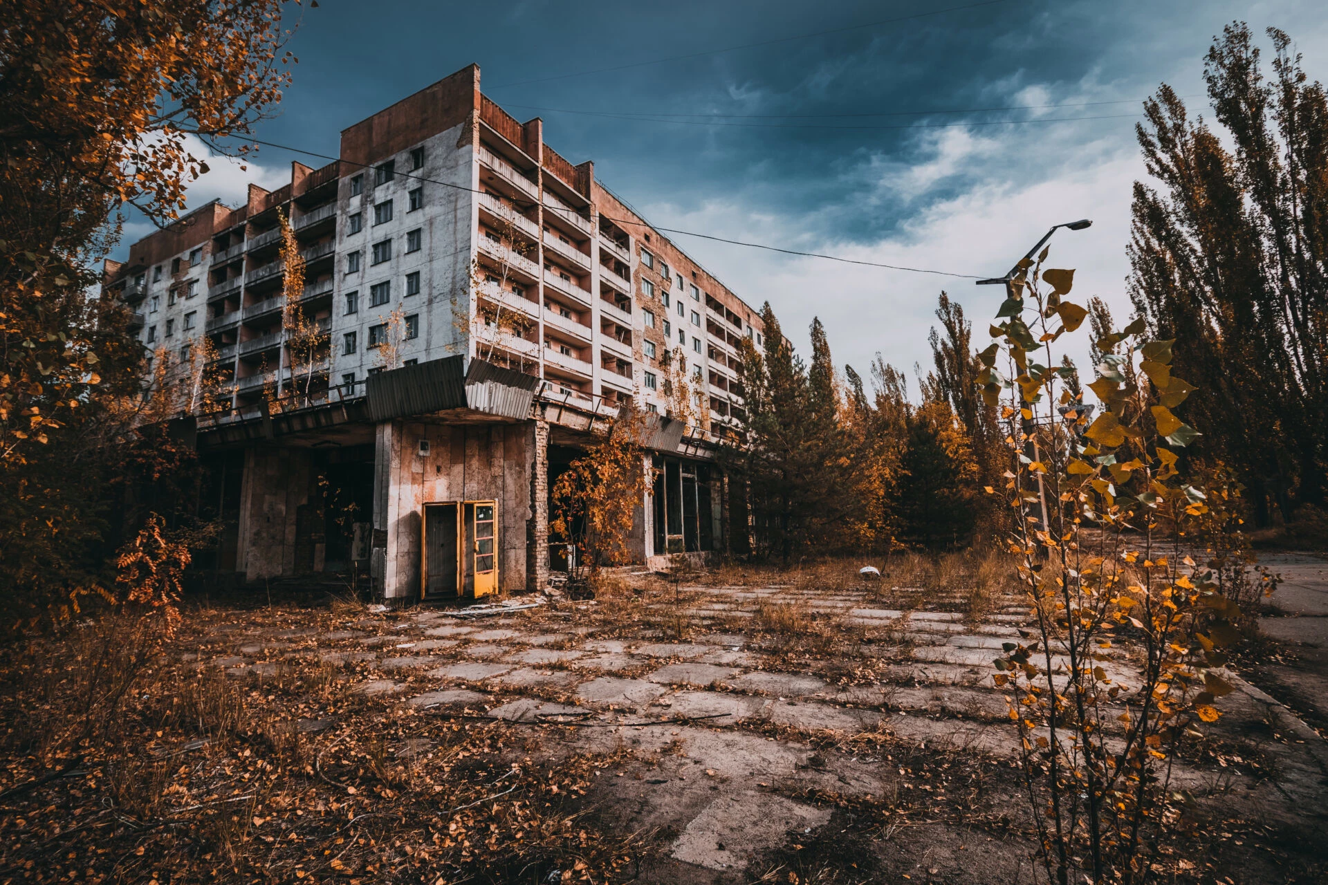 Abandoned city thumbnail