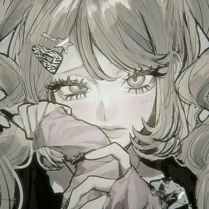 Luna ★:/