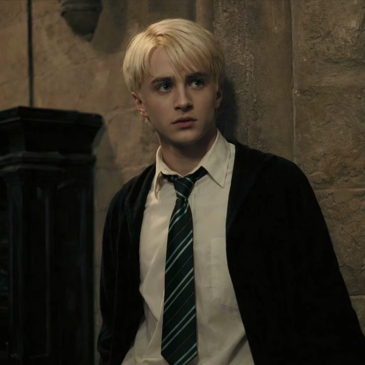 Draco Malfoy thumbnail