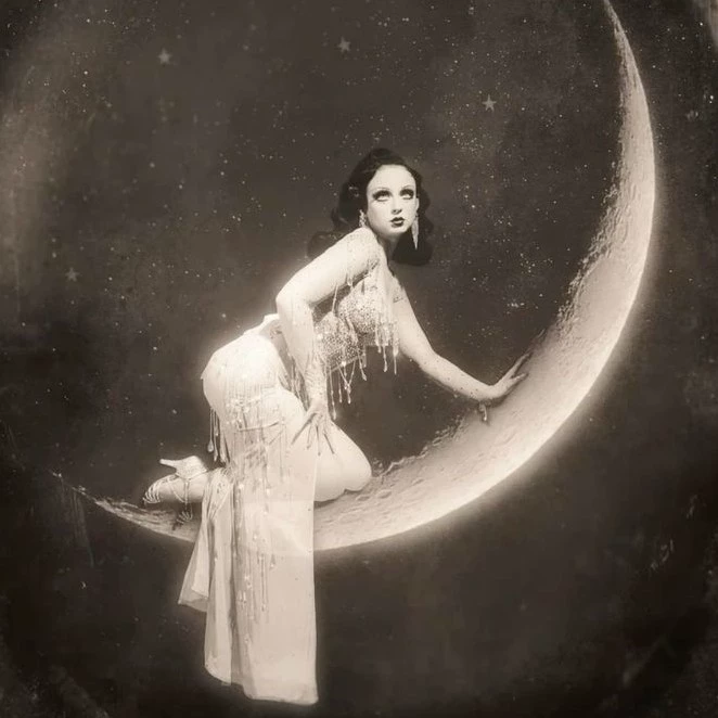 Luna