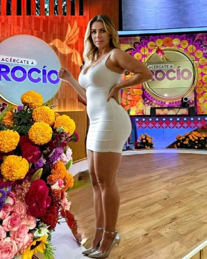Rocío Sanchez Azuara thumbnail