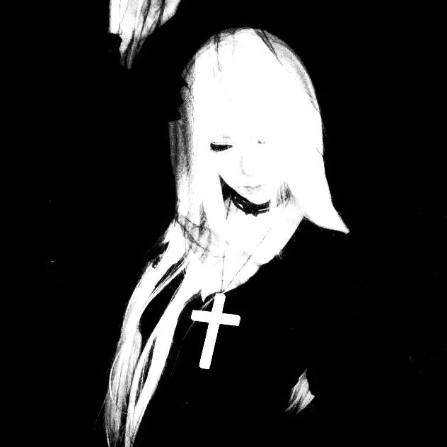 ༒