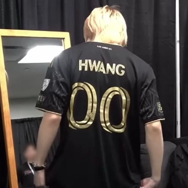 Elli Hwang