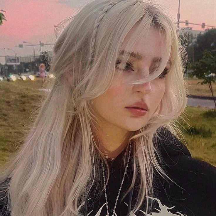 ❦