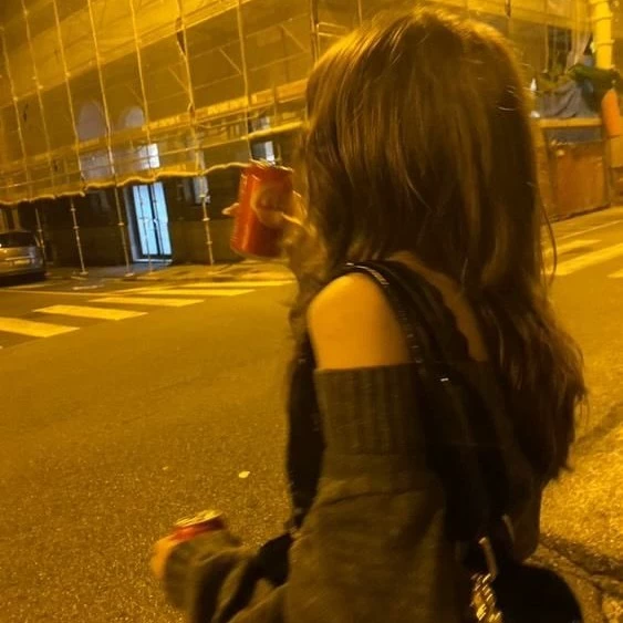 Ava