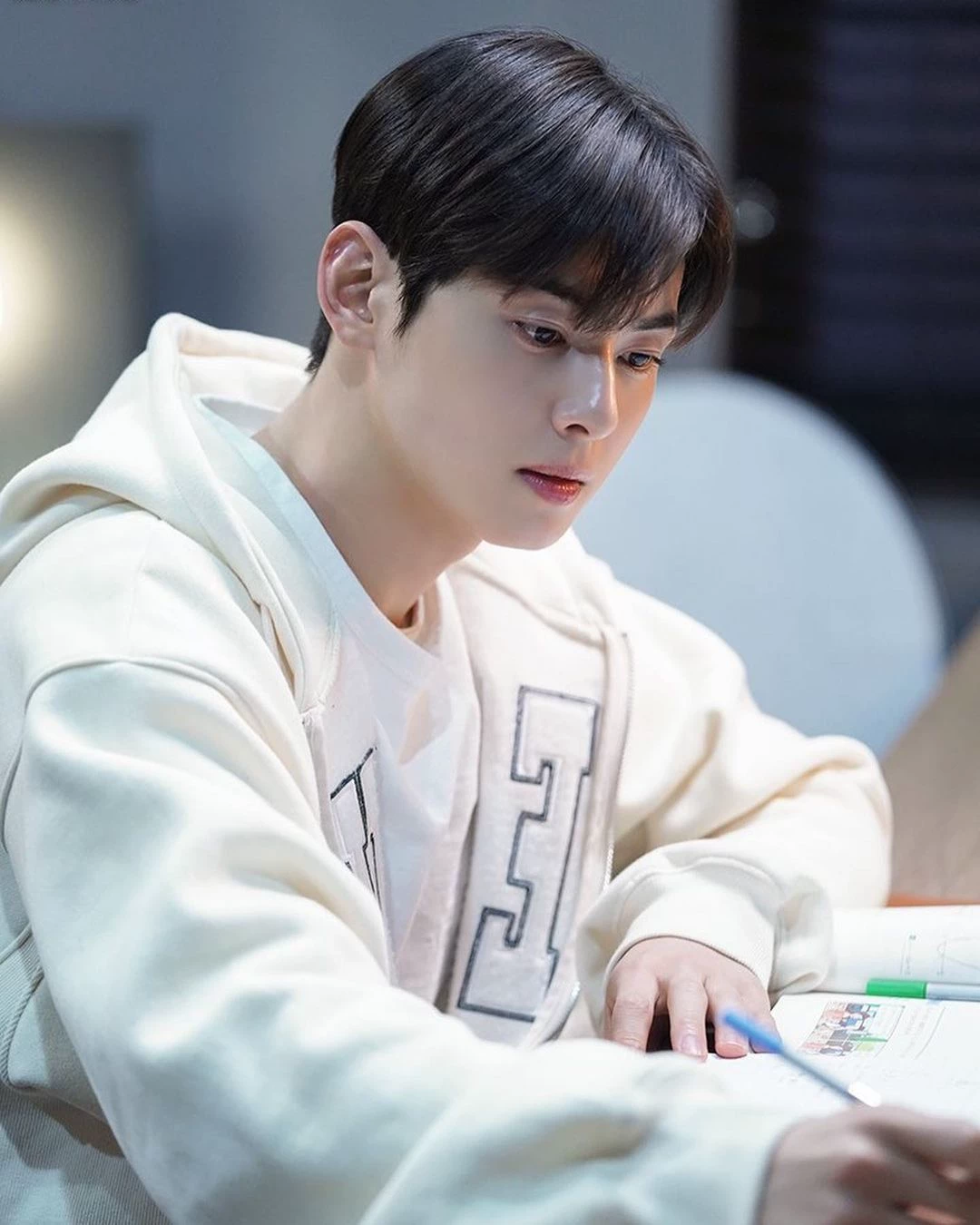 Lee su-ho thumbnail
