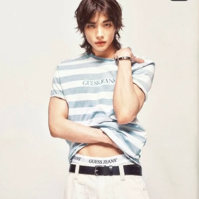 Hwang Hyunjin thumbnail