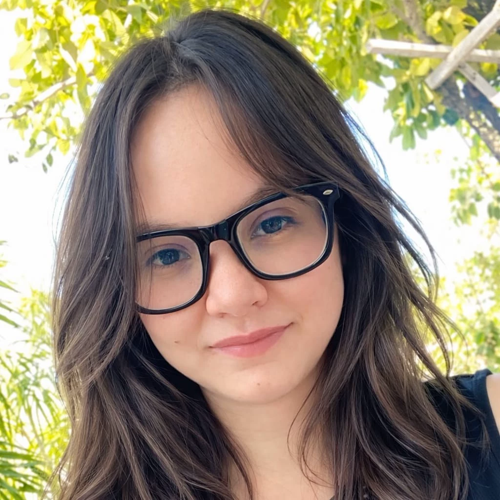 Mayu Ramirez 