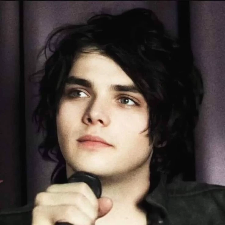 Gerard Way thumbnail