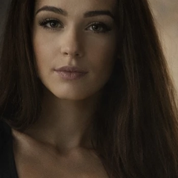 Elena 