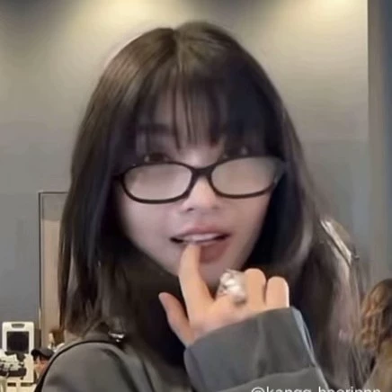 ᏟᎻᎪᎽϴͲᎬᎠᎬͲᏔᏆᏟᎬ