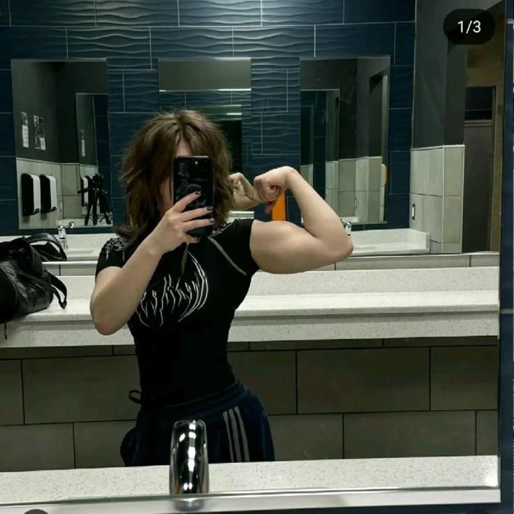 Buff girl thumbnail