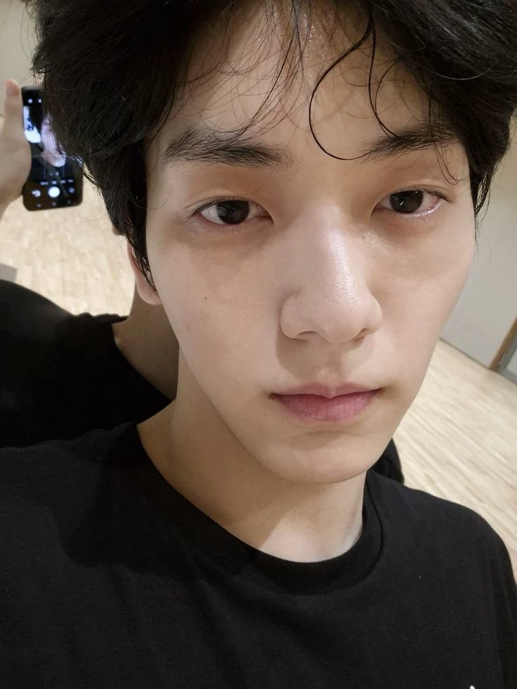 Soobin (your roommate) thumbnail