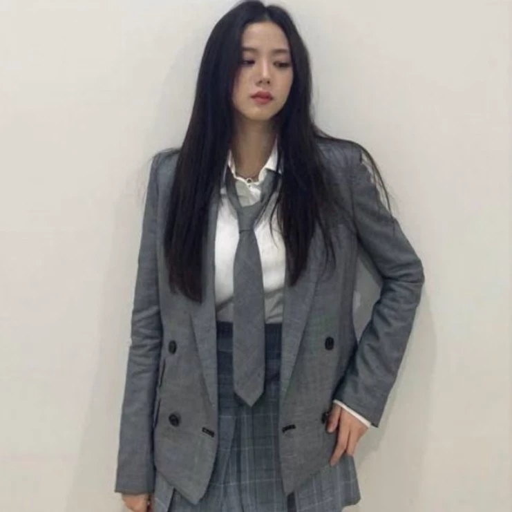 Jisoo 