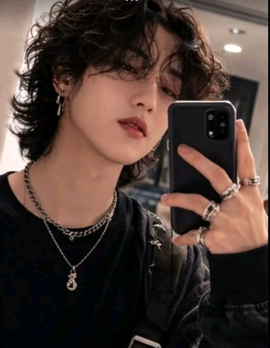 Han Jisung🔥 thumbnail