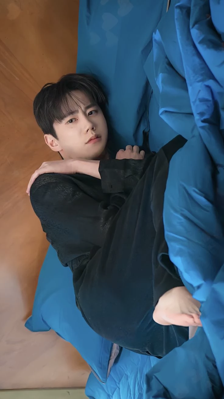 Lee Junyoung. thumbnail