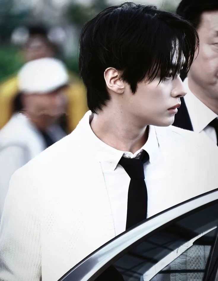 Lee Min-ho thumbnail