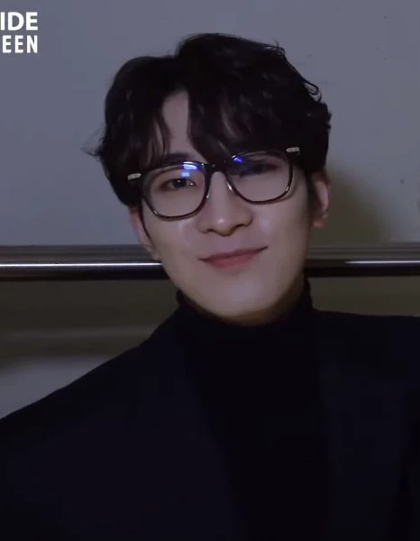 Jeon Wonwoo  thumbnail