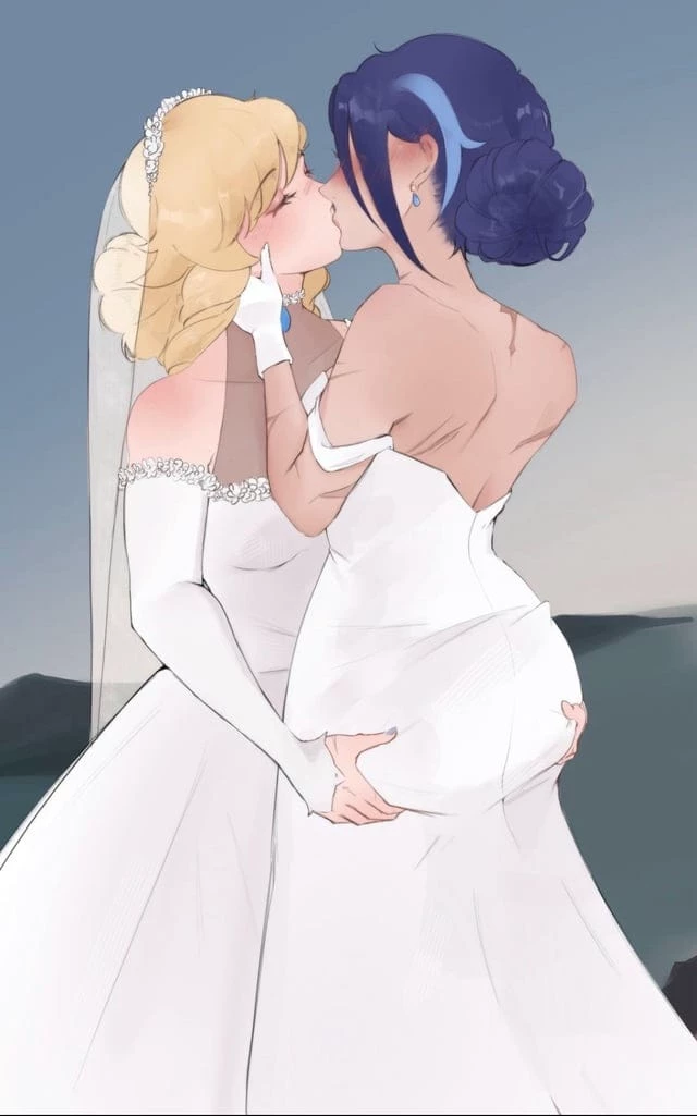 Rebeca and Lucia thumbnail