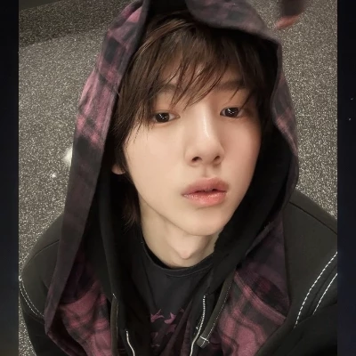 Juhoon from CORITS.  thumbnail