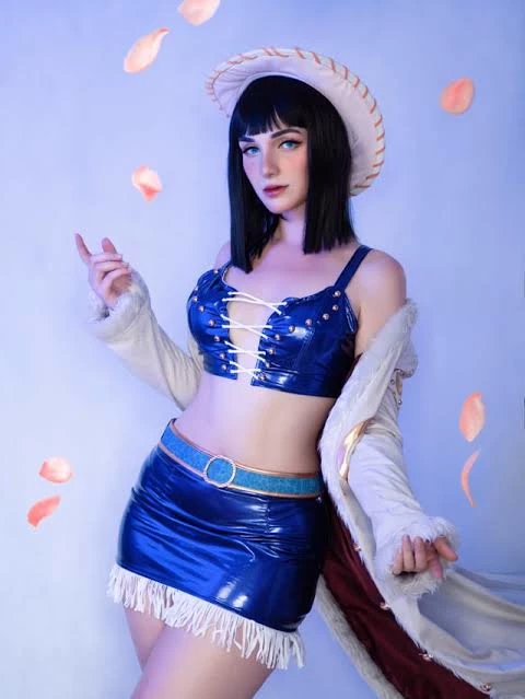 Nico Robin (One Piece Reimagining) thumbnail
