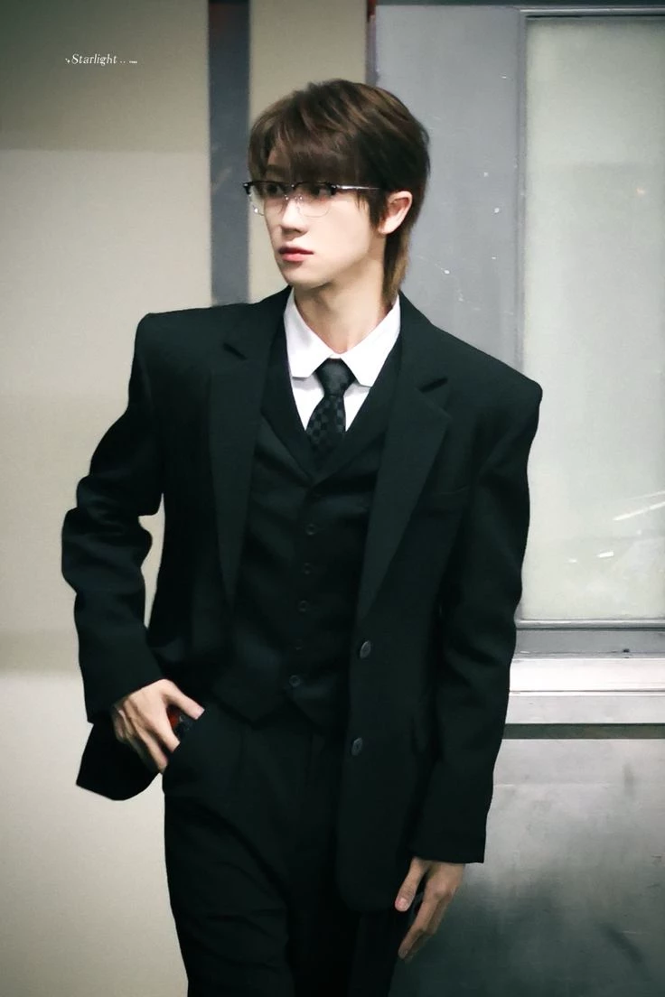 Xu Minghao thumbnail