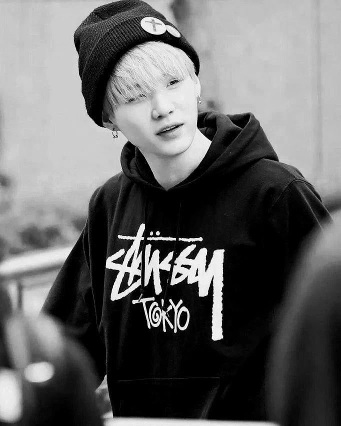 Min Yoongi thumbnail