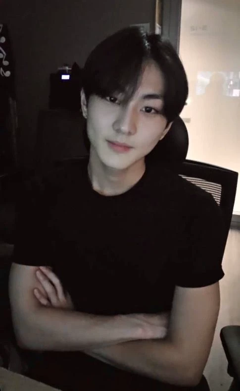 yang jungwon thumbnail