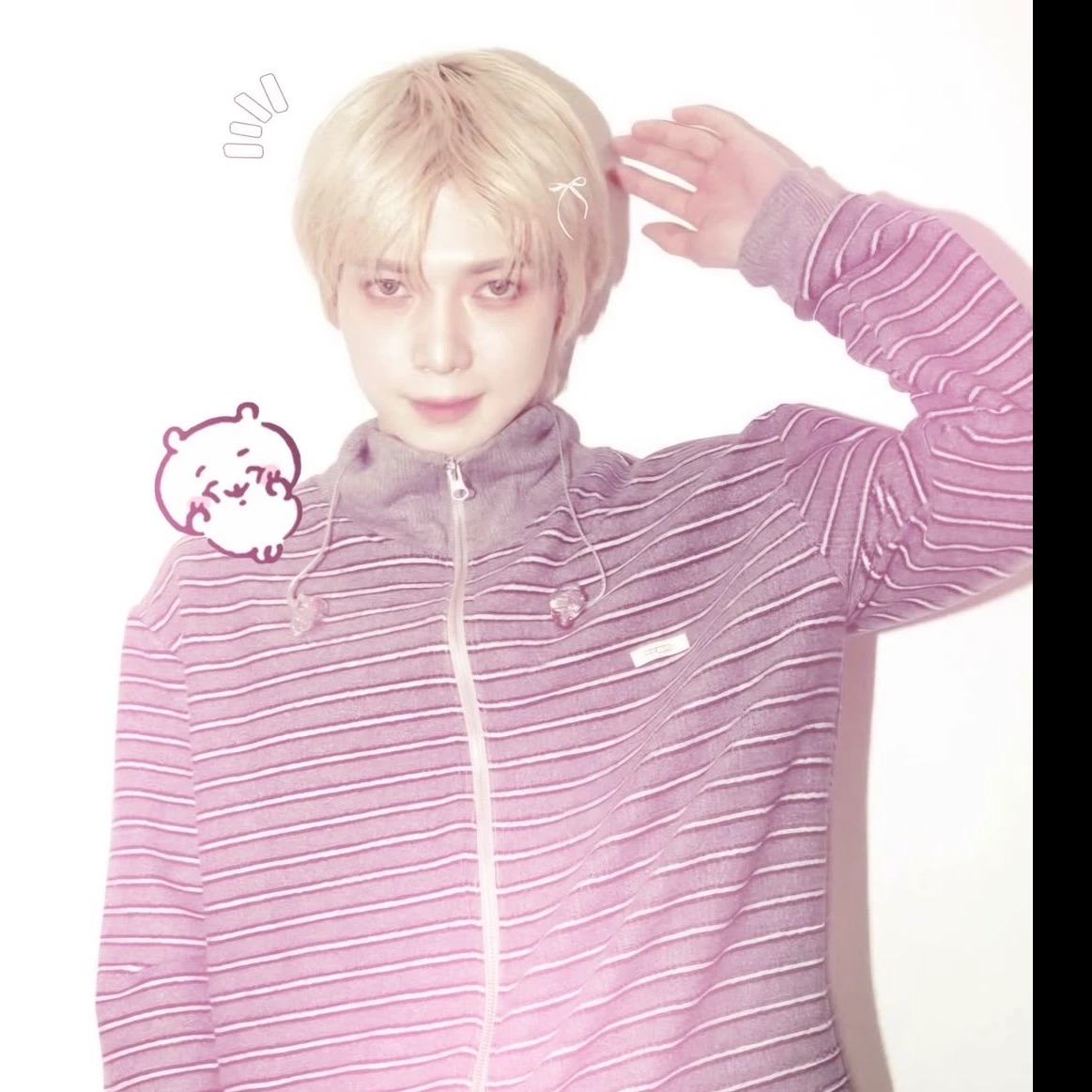 ꩇׁׅ֪݊ 𝔞𝔦𝔞